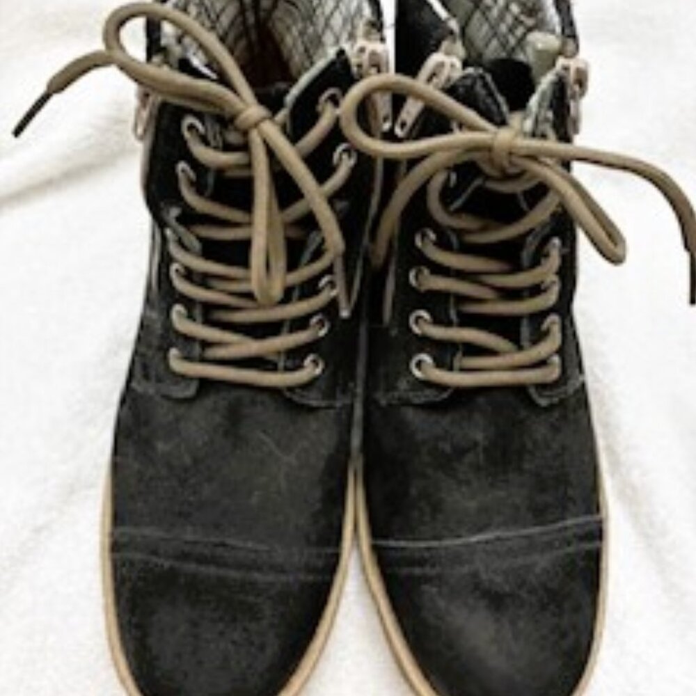 Sandro Republic Moscoloni black suede booties with double zip and lace up closur